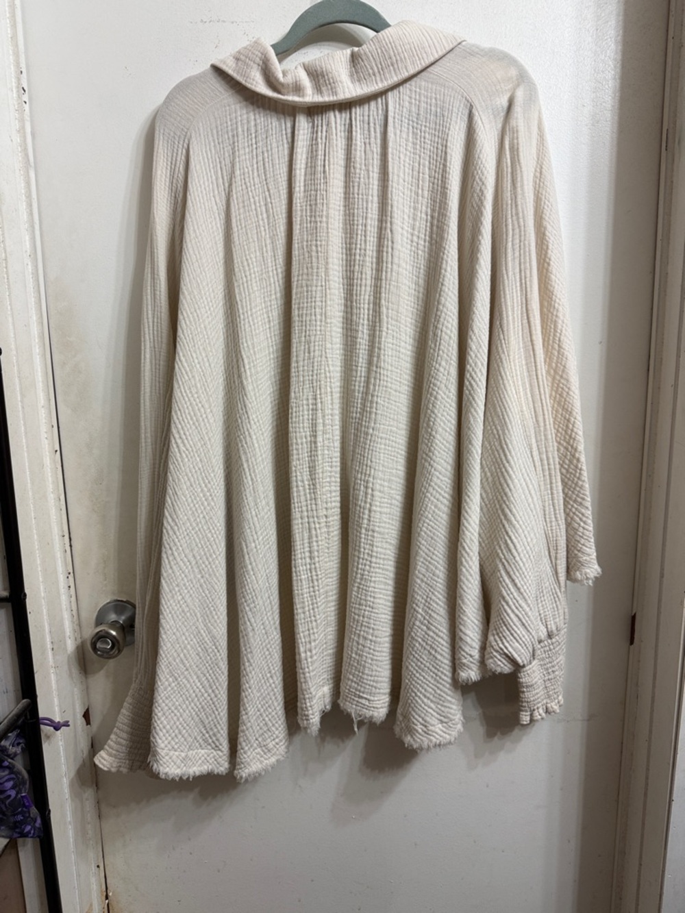 Oli & Hali Cream Button-Down Textured Layered Shirt - Picture 5 of 5